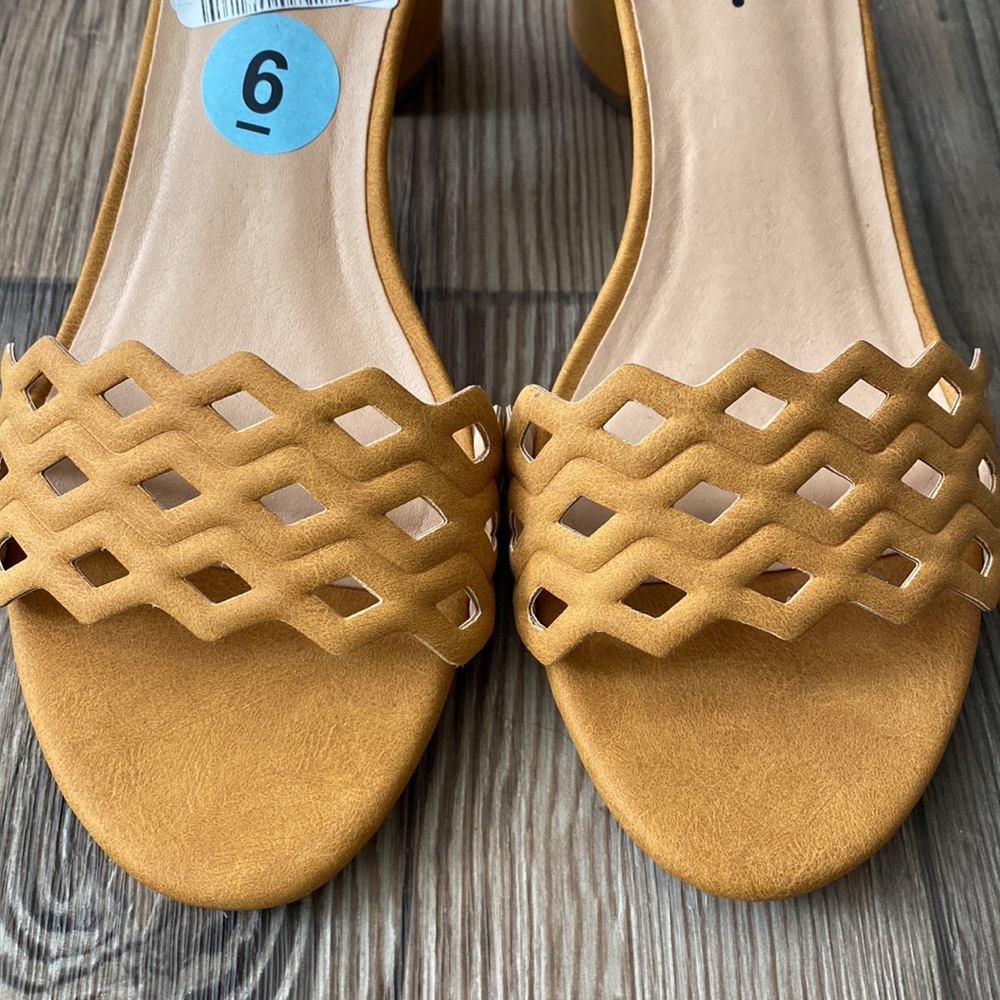 White Mountain Mustard Yellow Sandals - Picture 6 of 6
